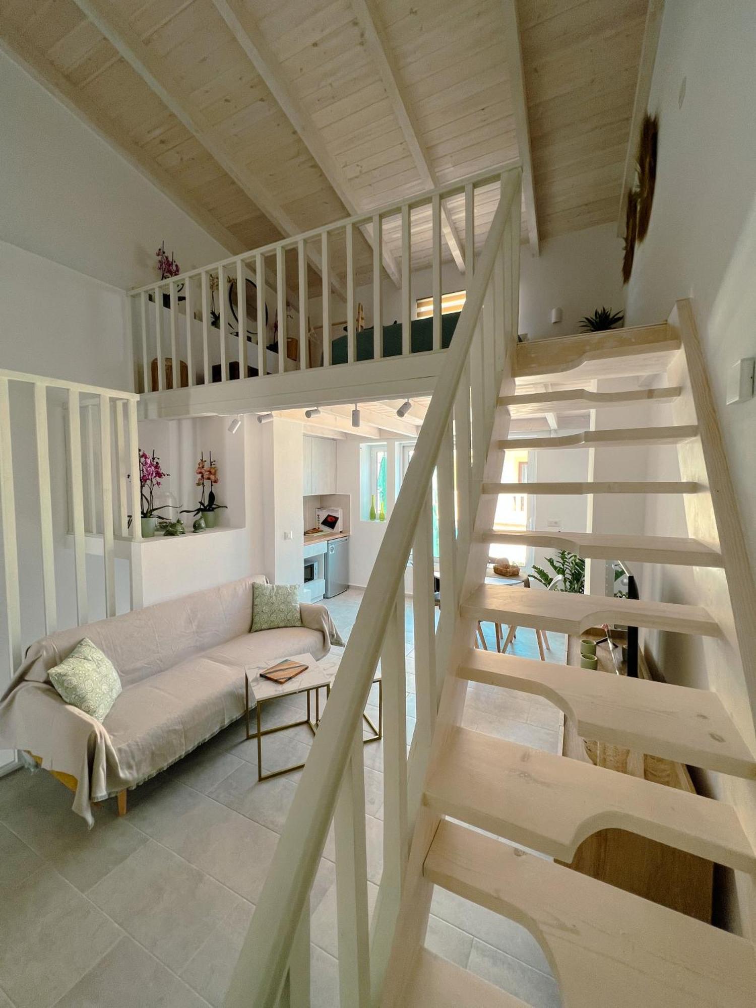 Kerdos Apartment